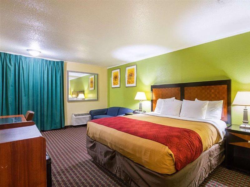 Econo Lodge Savannah Exterior foto