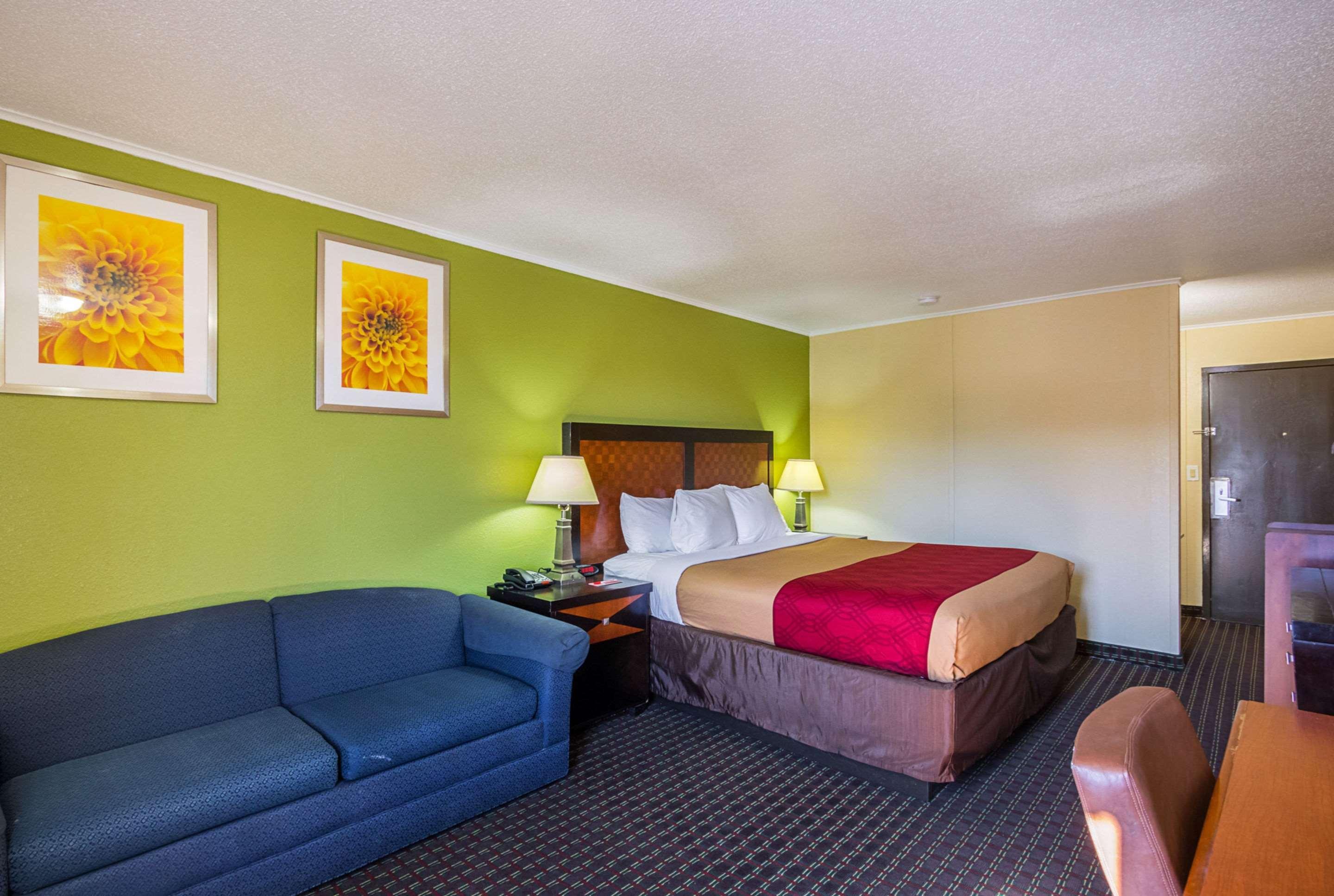 Econo Lodge Savannah Exterior foto