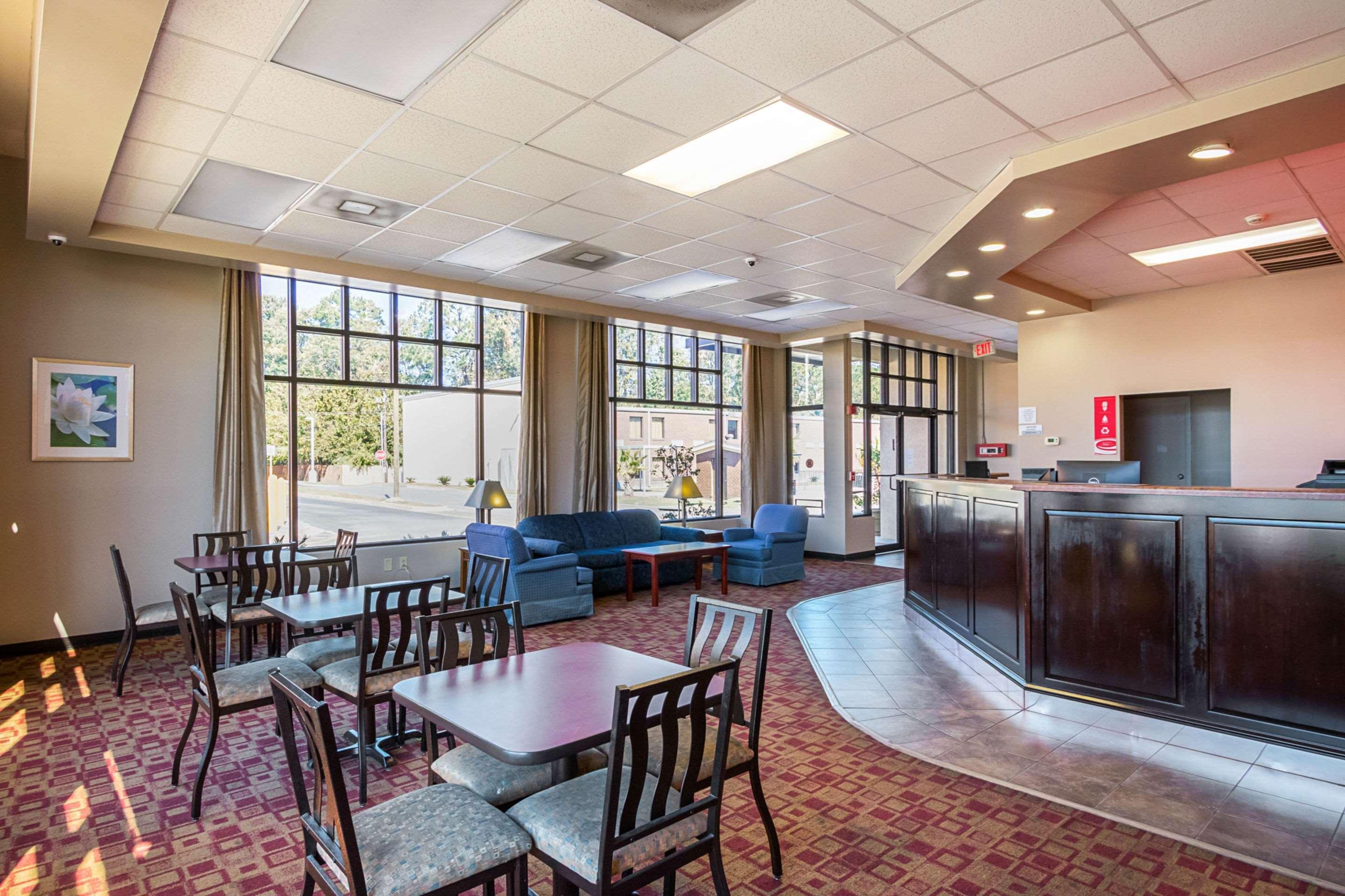 Econo Lodge Savannah Exterior foto
