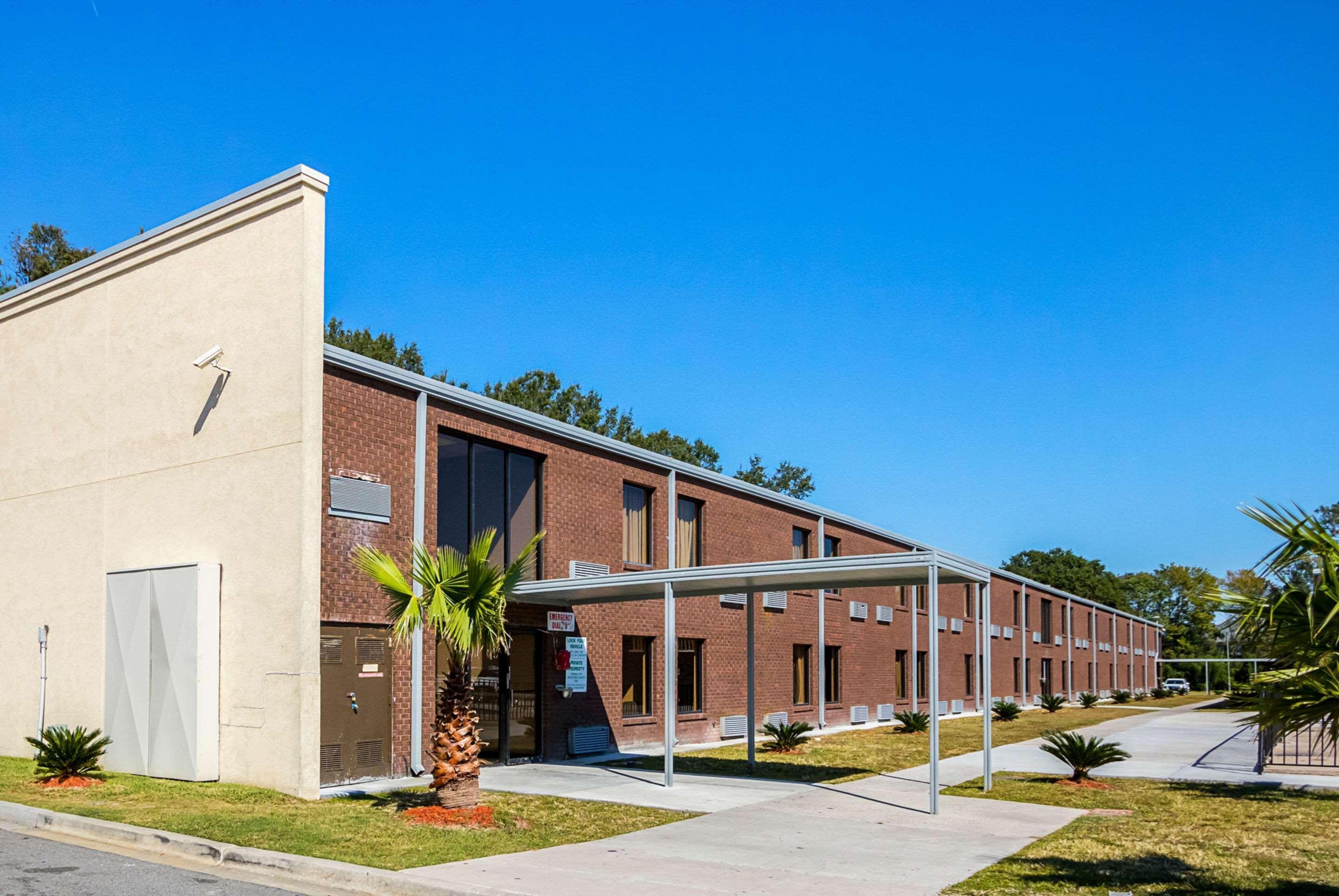 Econo Lodge Savannah Exterior foto